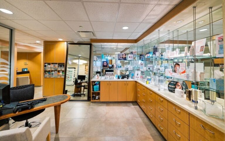 12319 pinski dermatology cosmetic surgery 768x481