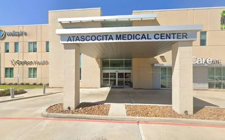 13030 dr. chinelo i fangtang 768x480